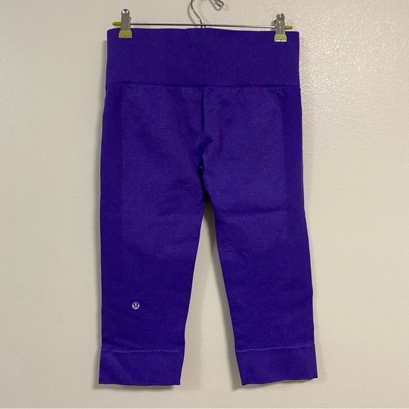 Lululemon Leggings Women’s Size 8 Purple Crop high rise Leggings - Picture 5 of 10